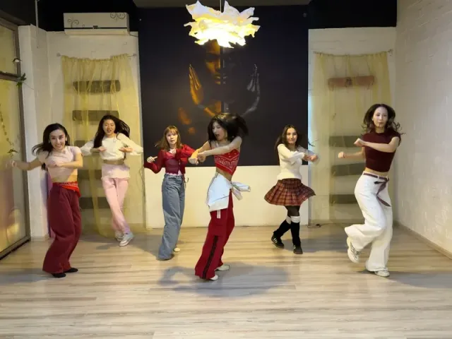 K-POP — Balance studiyasida